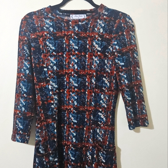 Miss Finch Midi Dress - Picture 4 of 7